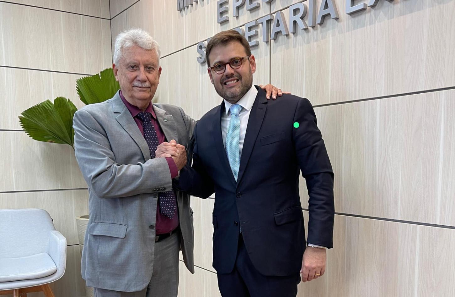 José Lacerda assumirá cadeira no Senado