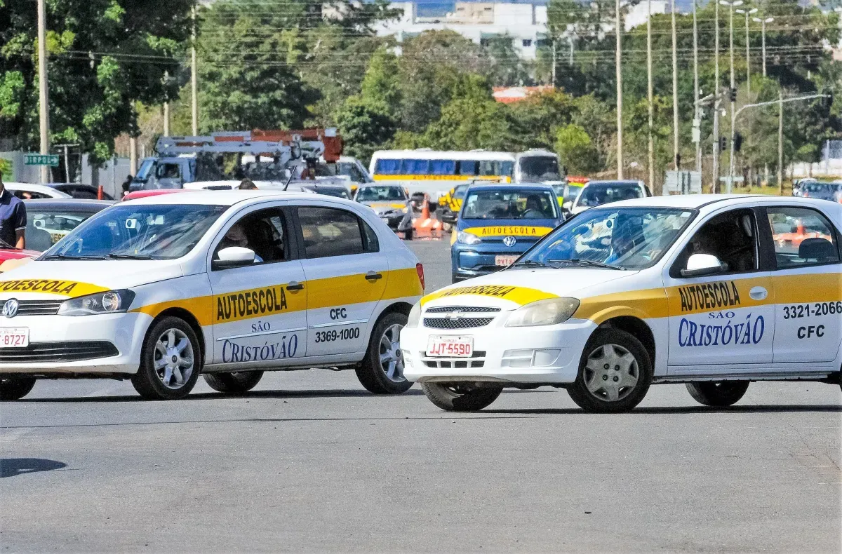 O governo federal está propondo uma grande mudança no processo para tirar a Carteira Nacional de Habilitação (CNH).