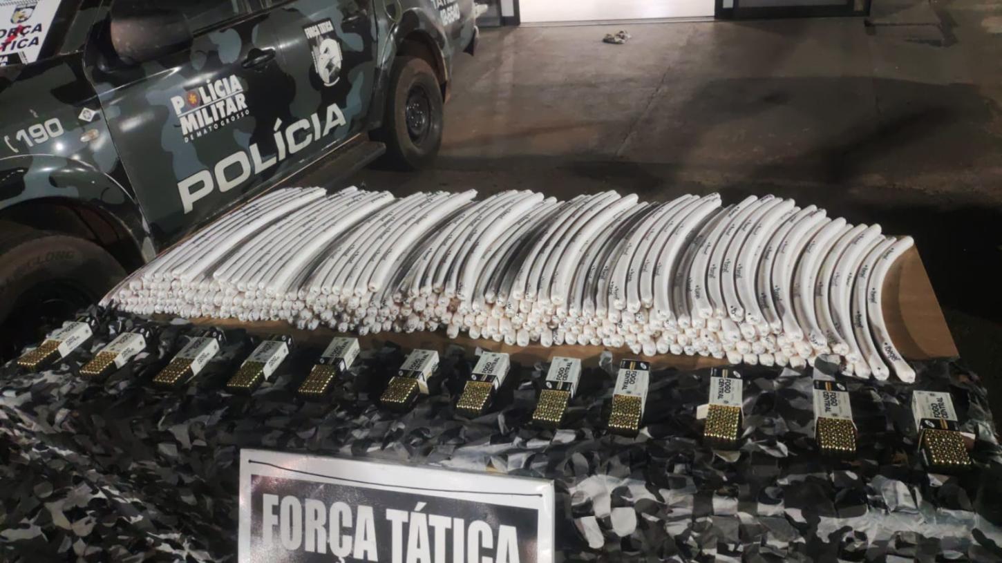 Força Tática apreende explosivos, munições e droga em ação em Pontes e Lacerda