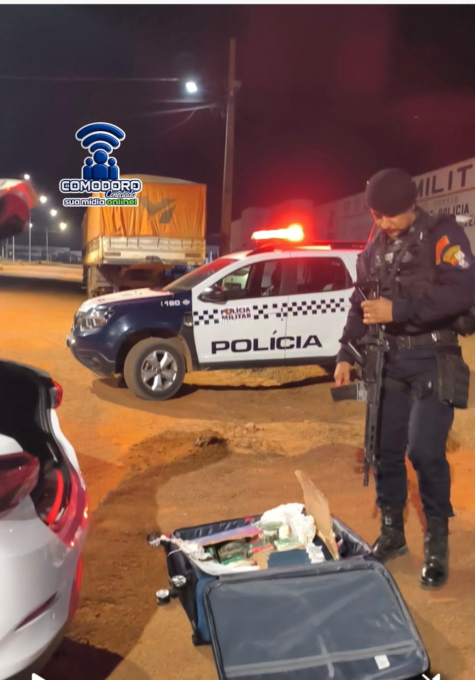 POLÍCIA MILITAR REALIZA GRANDE APREENSÃO DE DROGAS EM NOVA LACERDA, PRÓXIMO À REGIÃO DO SARARÉ